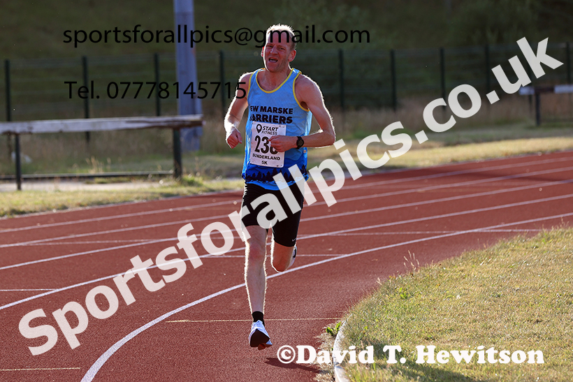 Senior Mens 2025 Sunderland 5k, Silksworth, Sunderland. Photo: David T. Hewitson/Sports for All Pics